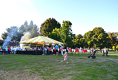 LAURELHURST SALMON BAKE 2013